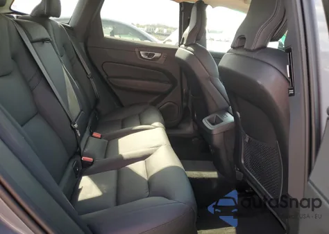 2024 Volvo Xc60 Plus из США, поврежденный, VIN YV4L12RL6R1757704